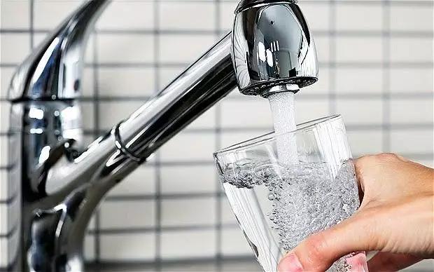 家里到底要不要安裝凈水器？自來水要不要過濾再使用？